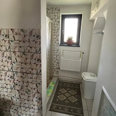 Casa Trandafir * Topraisar
